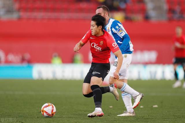 切尔西新帅阿隆索首战夺胜，佩德罗表现抢眼